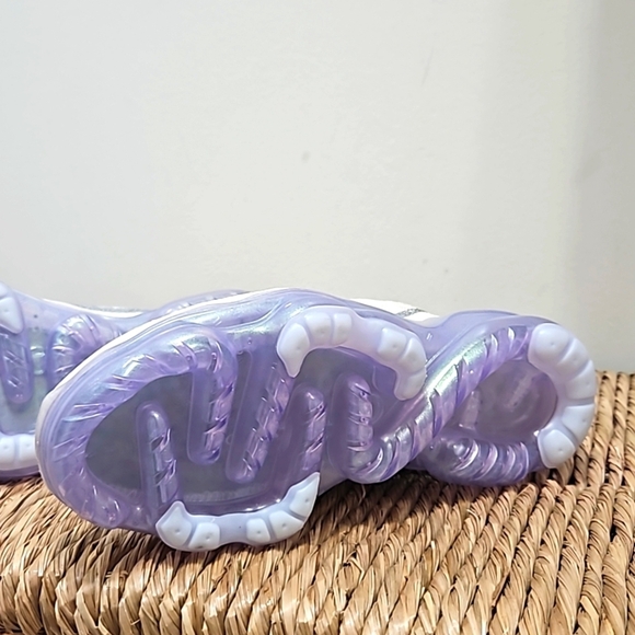 Nike Air Vapormax size 7 women's - Picture 6 of 6